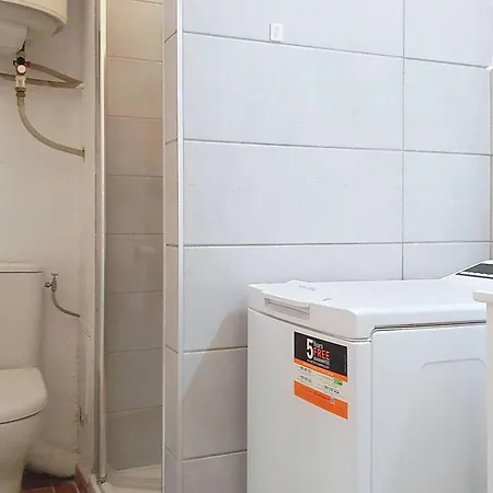 T2 Climatise Avec Piscine, Tennis, Garage, Proche - - Fr-1-610-34 アパート *